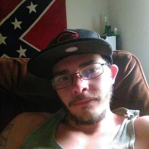 Meet your Posher, Levi